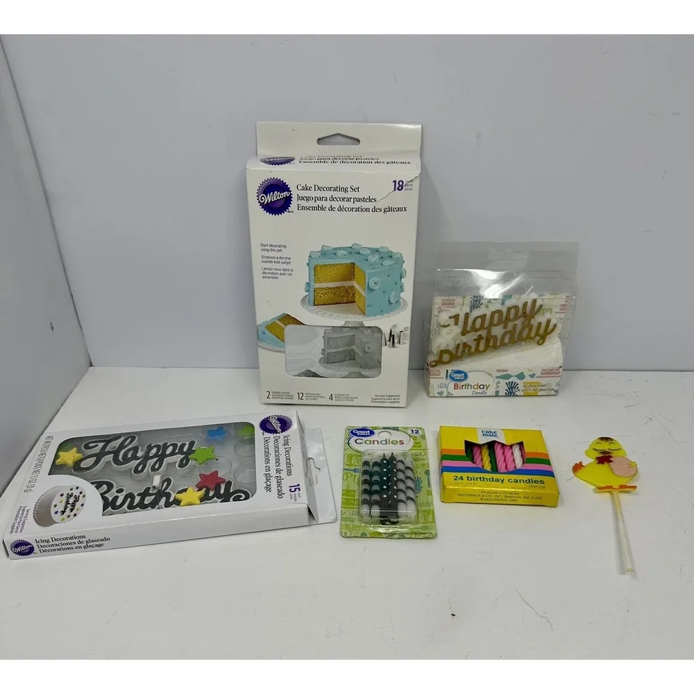 Wilton Cake Decorating Set, Icing Decoration, Three Packs of Candles A0
